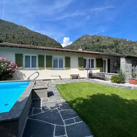 Casa Medusa - Con Piscina, A 2 Minuti Dalla Stazione